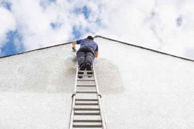 Peinture extérieure à la Roë — façades et ravalement